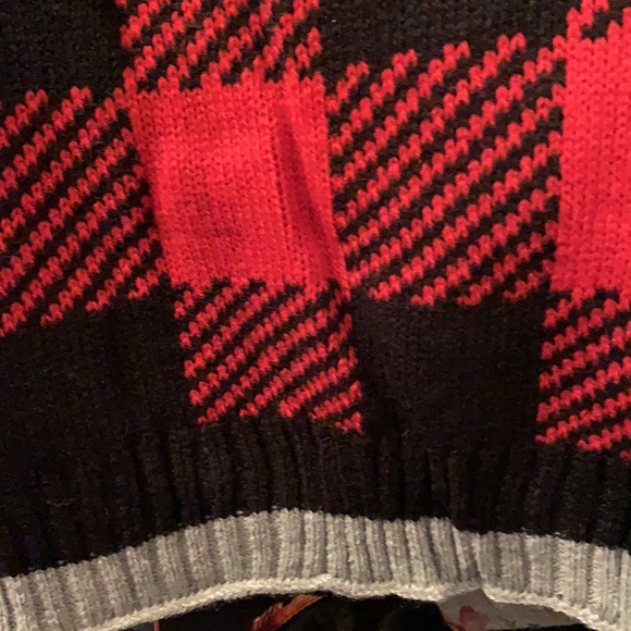 Dog sweater red & black buffalo plaid w/pocket various sizes - Picture 4 of 8